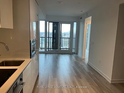 238 Simcoe St #3310 Photo 1