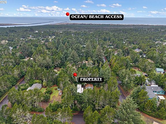 2nd image of 4826 Rhododendron Loop