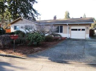 2037 SE 114th Pl, Portland, OR 97216