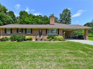 205 Buchanan Heights Rd, Greensboro, NC 27405