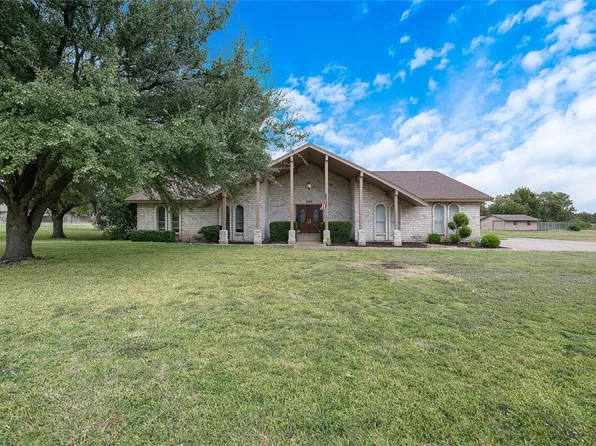 600 Castleman Creek Rd, Hewitt, TX 76643