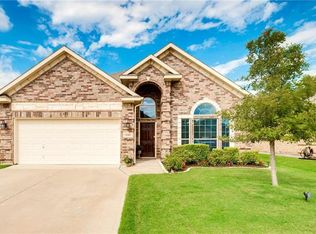 8309 Fall Crest Dr, Hurst, TX 76053