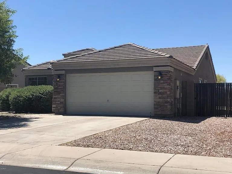 743 E Wolf Hollow Dr — Photo 20
