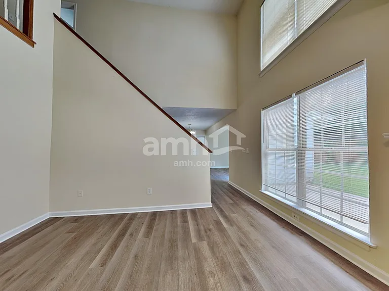 3548 Grovecrest Way — Photo 8