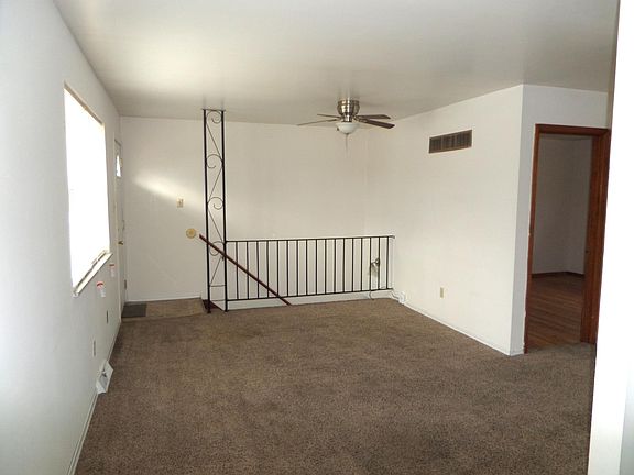LR to lower level stairs
