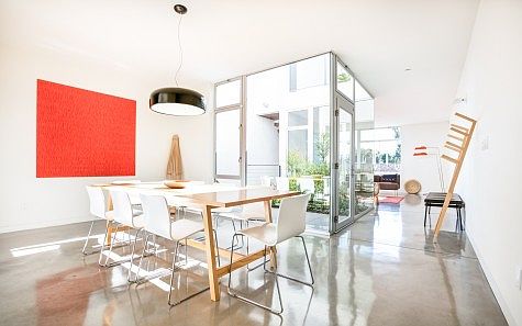 2nd image of 1121 Abbot Kinney Blvd Suite 2