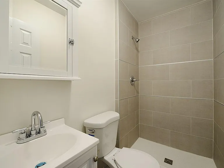 200 Central Ave — Photo 6