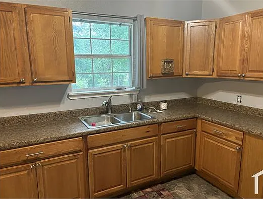 130 Hermitage Ct #2 — Photo 9
