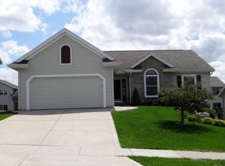 6529 Appleglen Ln, Madison, WI 53719