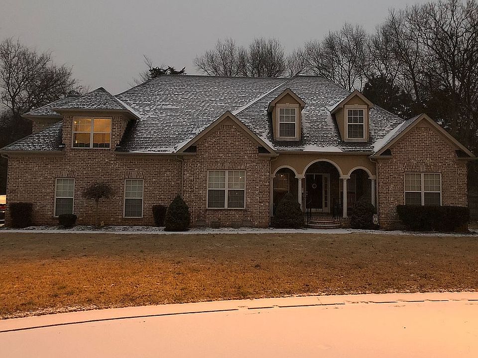 2nd image of 1215 Mullberry Ct