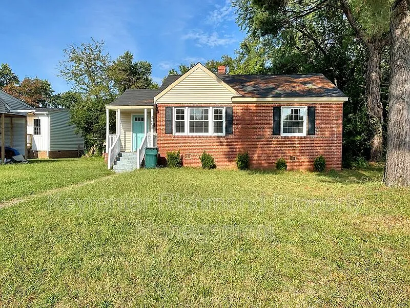 2 bed, 1.0 bath, 846 sqft, $1,800 — Photo 1