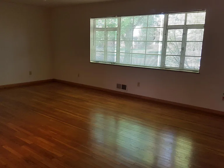 1797 Ardleigh Rd — Photo 7