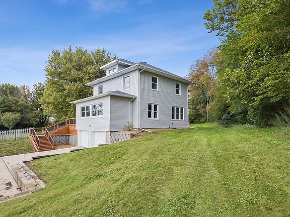 3rd image of 2948 245th St