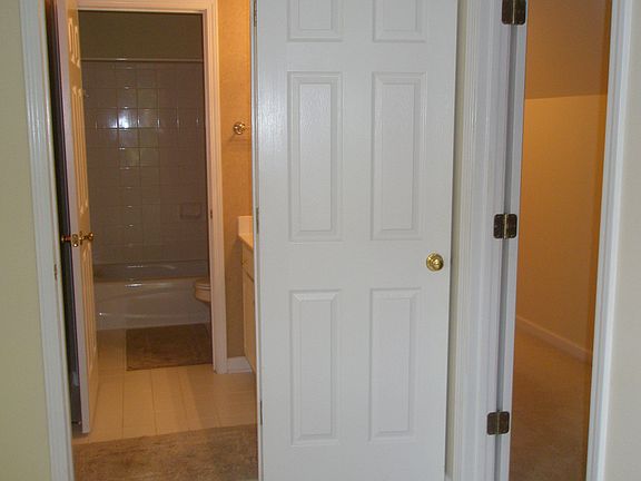 guest room with bath