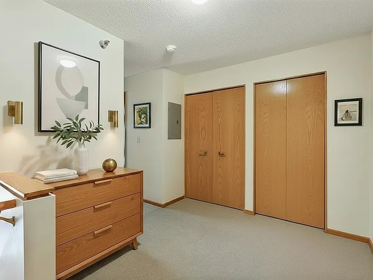 615 N 1st St #115 — Photo 11