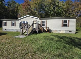 72 Happy Hollow Hill Rd, Middlesboro, KY 40965