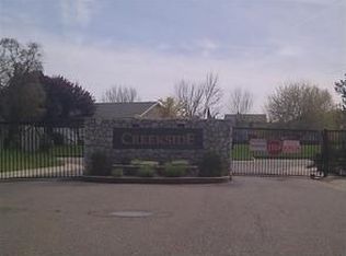 193 Creekside Cir, Sacramento, CA 95823