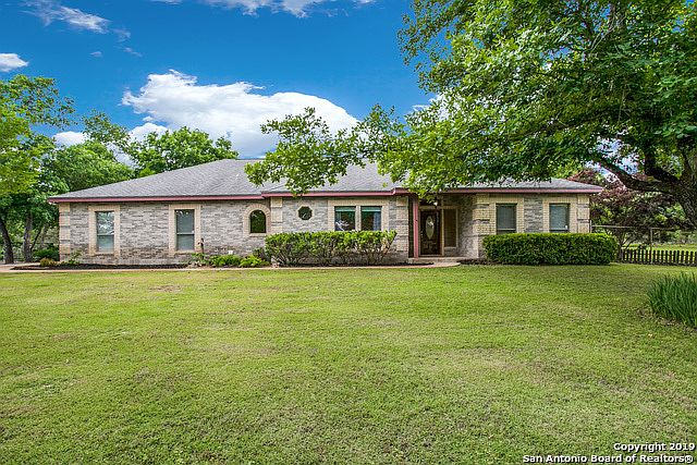 1st image of 169 Oak Fields Dr