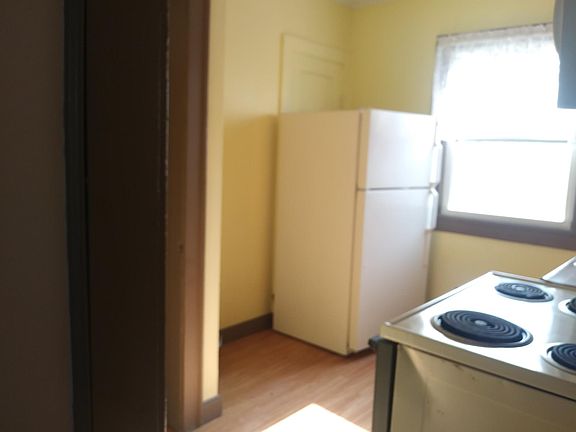 4th image of 1234 E South St