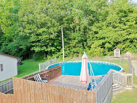 4th image of 200 Walnut Hill Dr