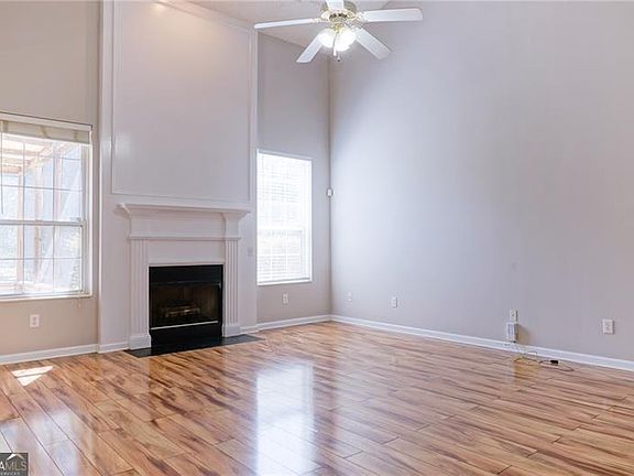 3rd image of 2333 Laurelfield Dr
