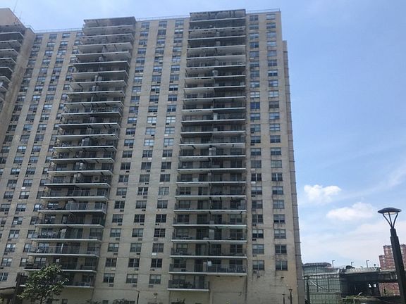 2nd image of 601 Surf Ave APT 6D