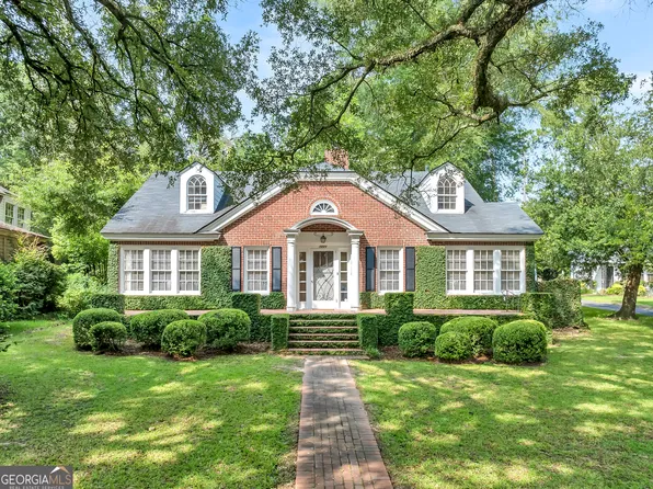 1221 Rawson Dr, Albany, GA 31701