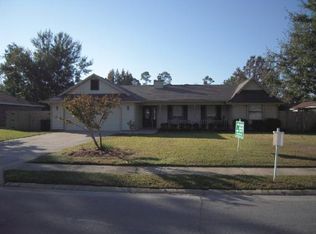 102 Lynne Therese Cres, Ocean Springs, MS 39564