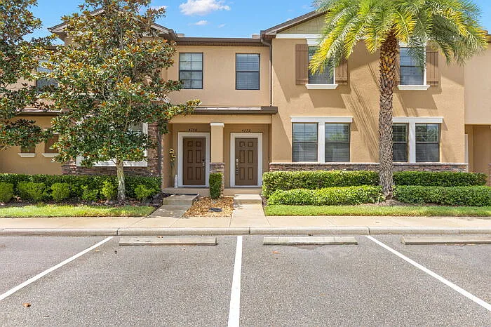 4272 Fennwood Ct