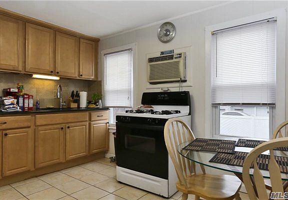 5th image of 189 Waukena Ave