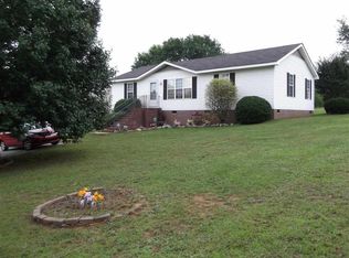 50 Bomar St, Inman, SC 29349