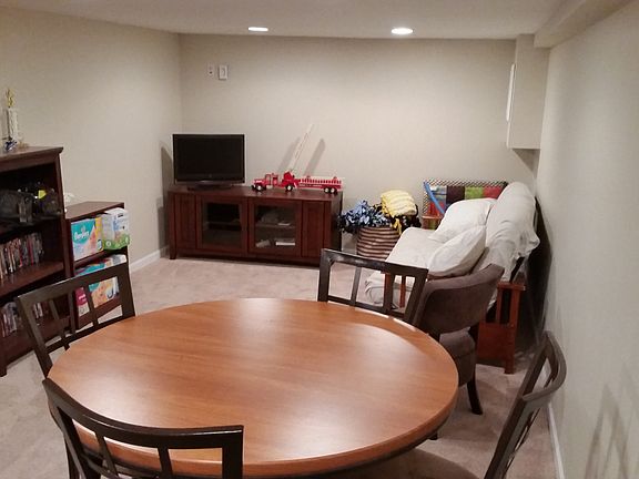 3rd image of 4035 Healy Ct