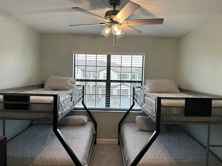 Guest bedroom 2