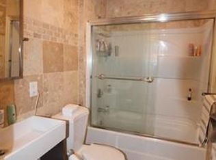 1032AA Commonwealth Ave #3AA, Boston, MA 02215