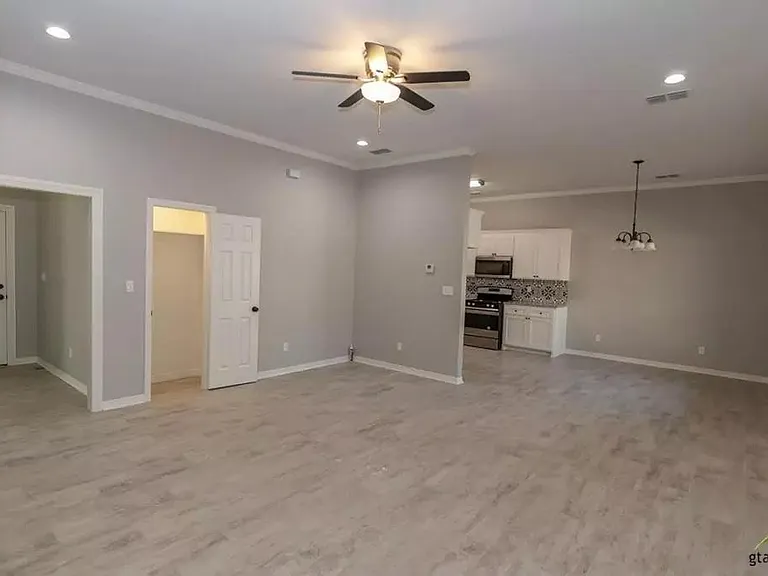 1614 Timber View Dr #1614 — Photo 4