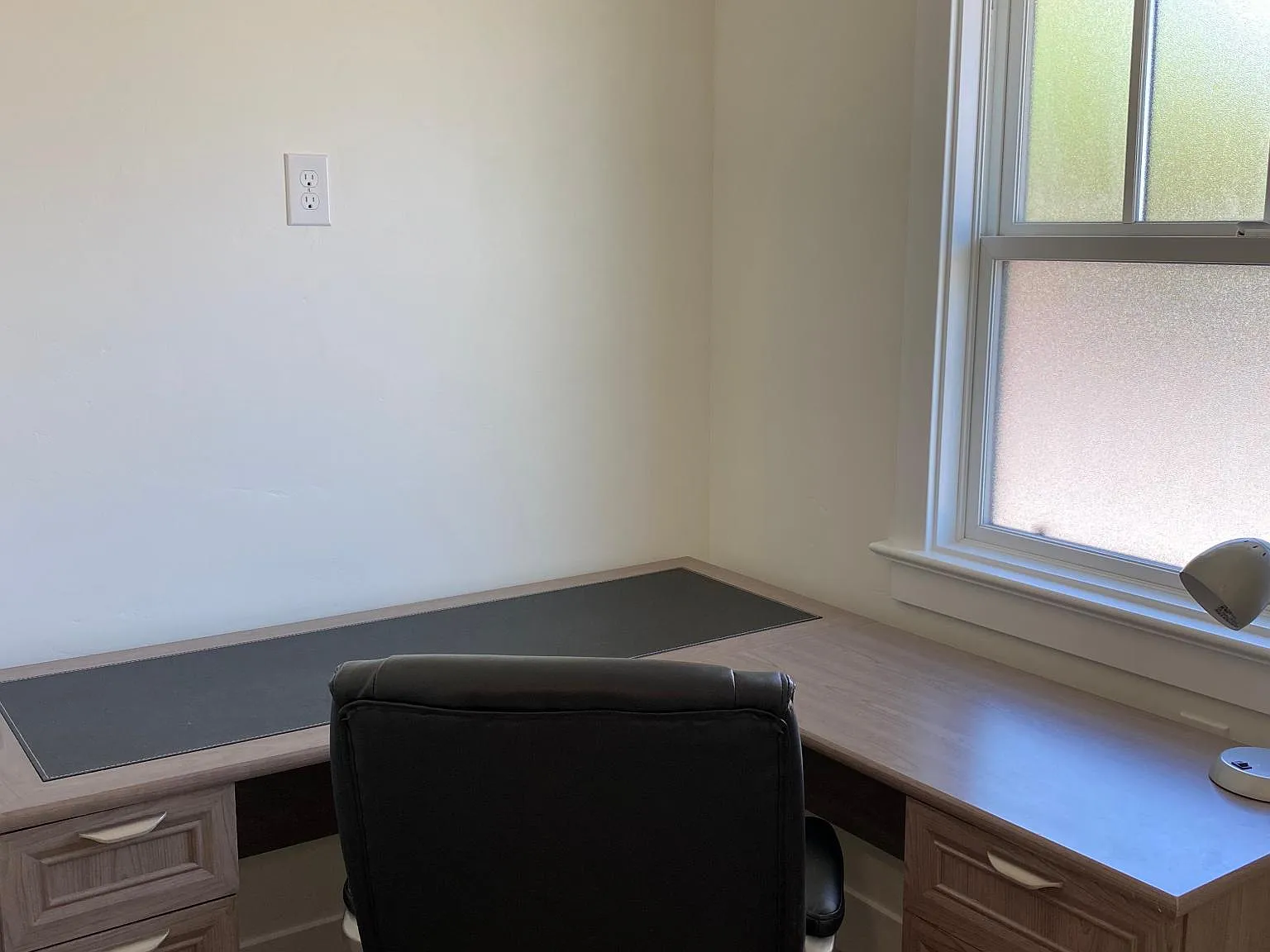 38 Greeley Ave — Photo 4