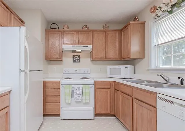 131 Trace Dr — Photo 5