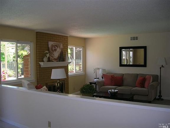 3rd image of 156 San Carlos Way
