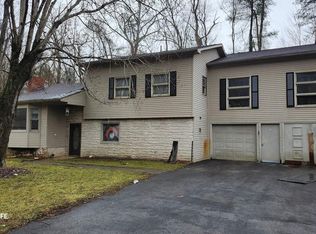 804 E 1st St, Richlands, VA 24641