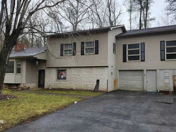 804 E 1st St, Richlands, VA 24641