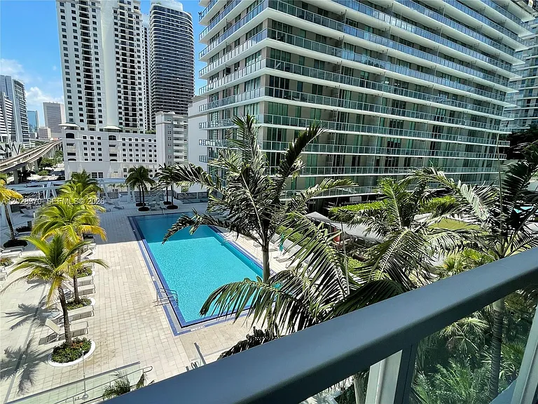 79 SW 12th St #1211 — Photo 25