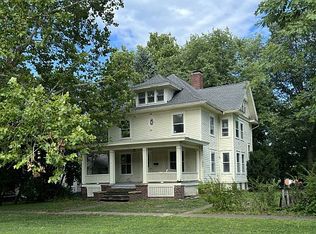 803 NW 3rd Ave, Galva, IL 61434