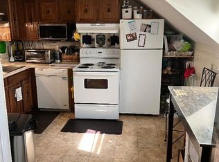 263 Hillside Ave, Needham, MA 02494