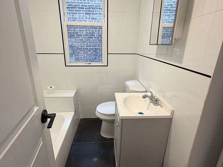 211 Grant Ave #1F — Photo 10