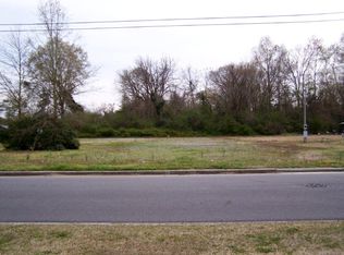 218 E Railroad St, La Grange, NC 28551