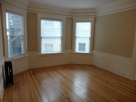2nd image of 1372 Pine St #106