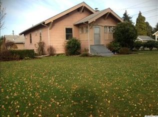 1302 Pine St NE, Silverton, OR 97381