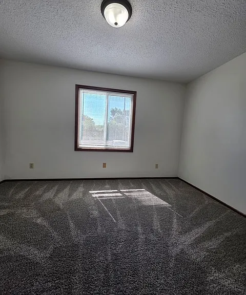 1676 9th St N #8 — Photo 3