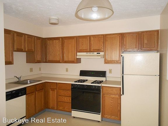 4th image of 606 Riverview Dr APT J