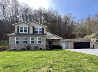 120 Peachtree Dr, Pikeville, KY 41501